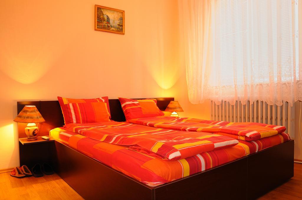 Sakutski House Hisarya Kamer foto